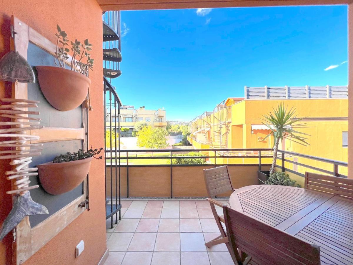 Coma-Ruga Beach Apartment ตาร์ราโกนา ภายนอก รูปภาพ
